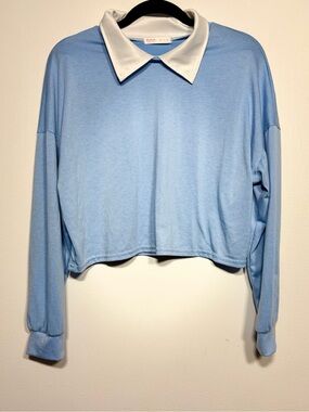 ROMWE Blue and White Collared Cropped Top